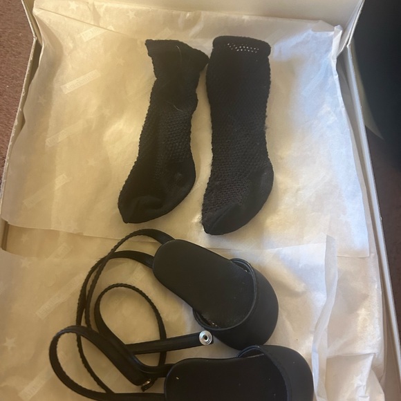 American Girl Starry Night Black Velvet Dress ensemble including original box - Picture 2 of 7